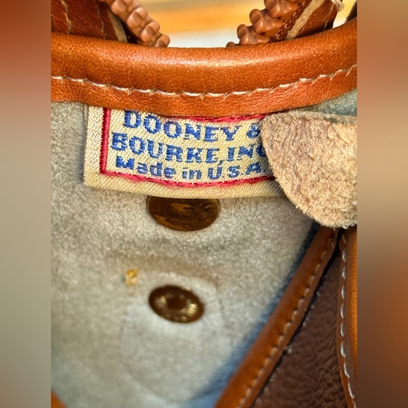 Dooney & Bourke vintage Crossbody bag - Picture 9 of 12